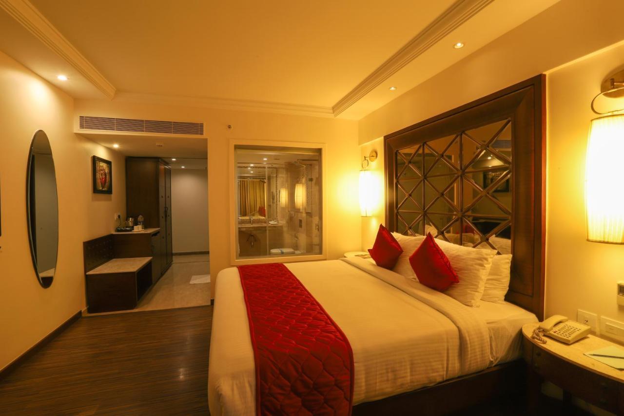 The Saibaba Hotel Chennai Eksteriør bilde